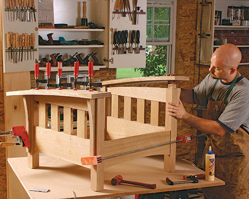 The legs of a traditional Morris chair have four quartersawn faces