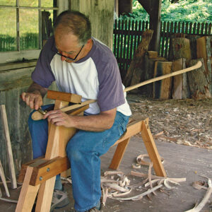 small platform of the horse makes it convenient