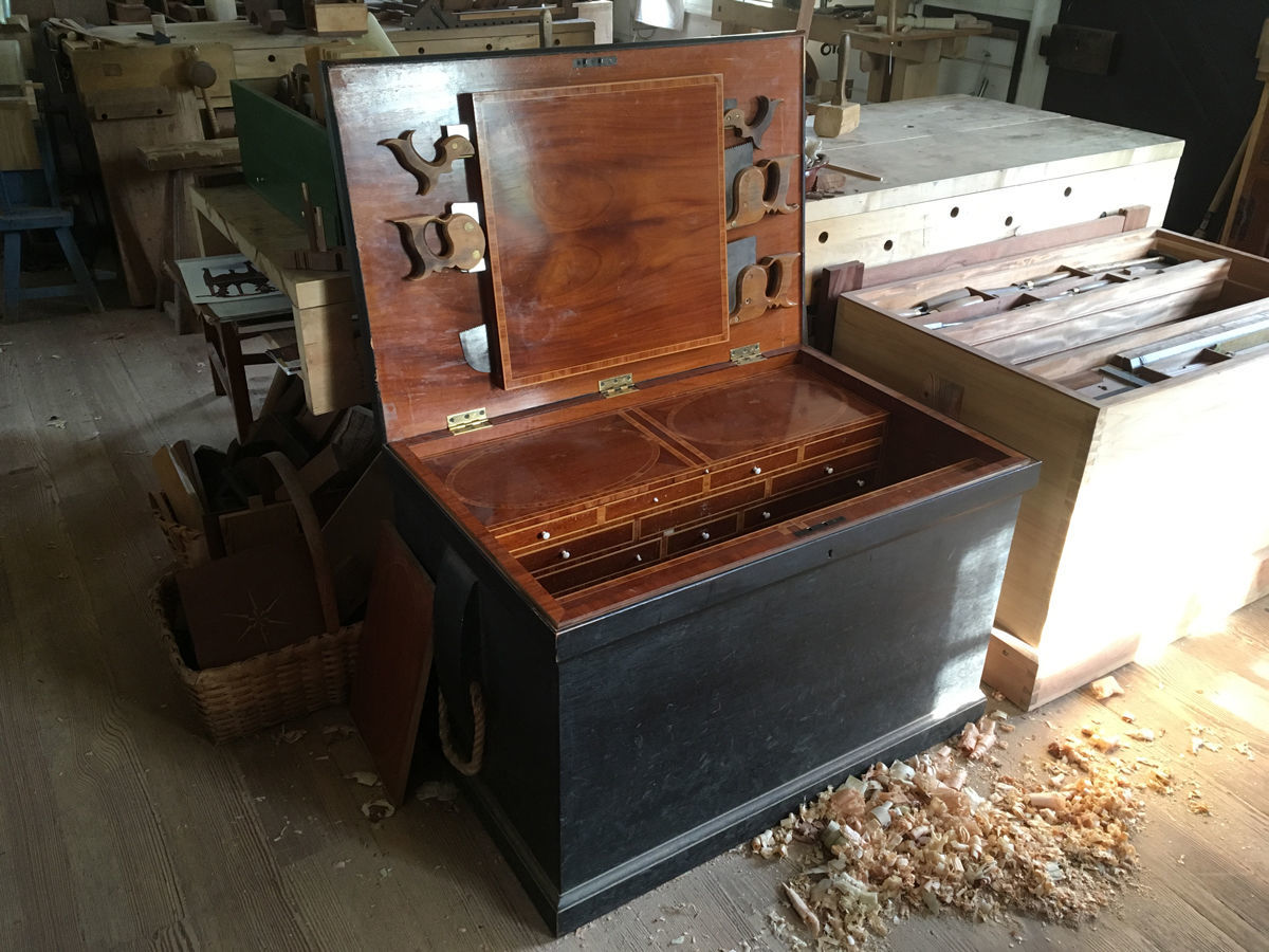 tool chest