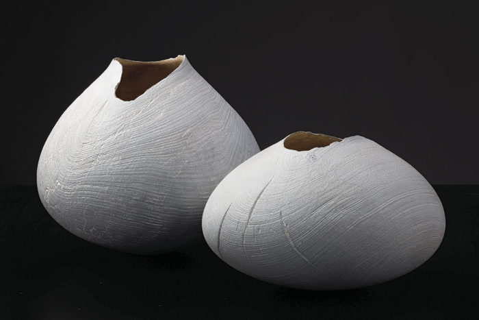 Pebble vessels