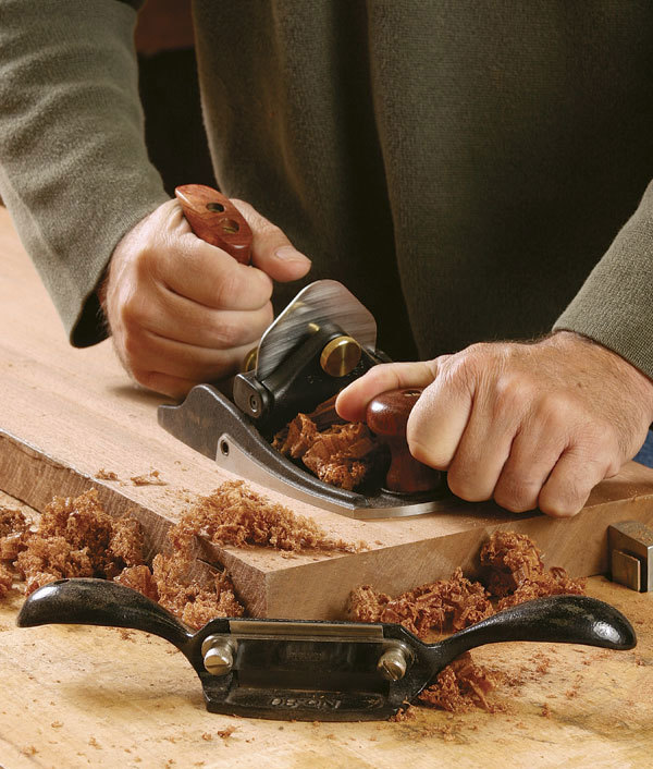 How to Sharpen Hand Tools that Don't Fit In a Honing Guide ...