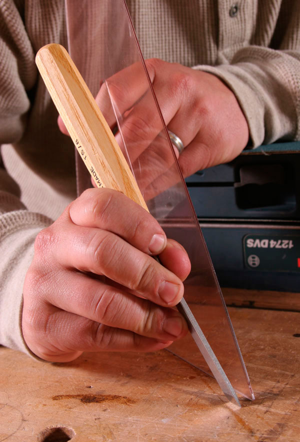 Sharpening a Skew Chisel - FineWoodworking